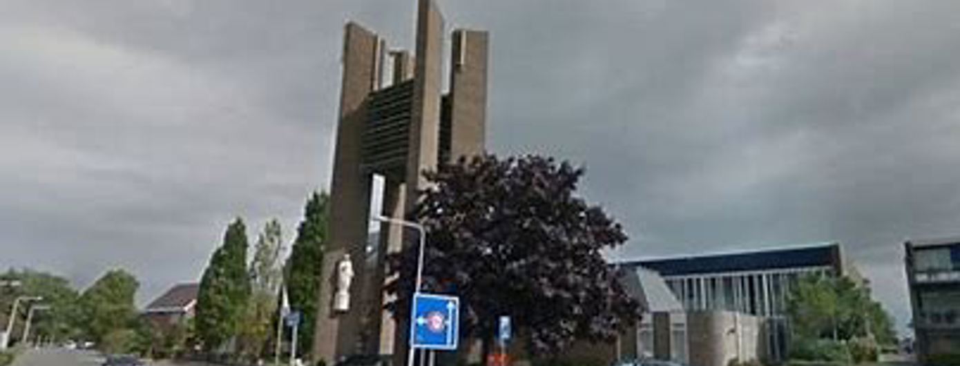 Foto kerk Roelofarendsveen